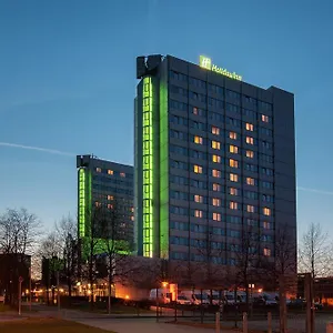 4* Otel East