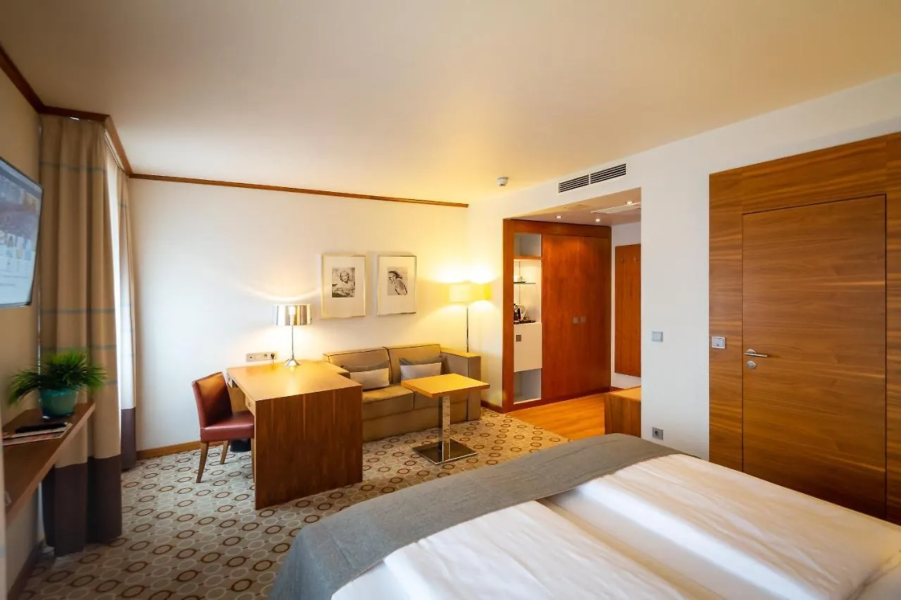 Golden Tulip Berlin Hotel Hamburg 4*,